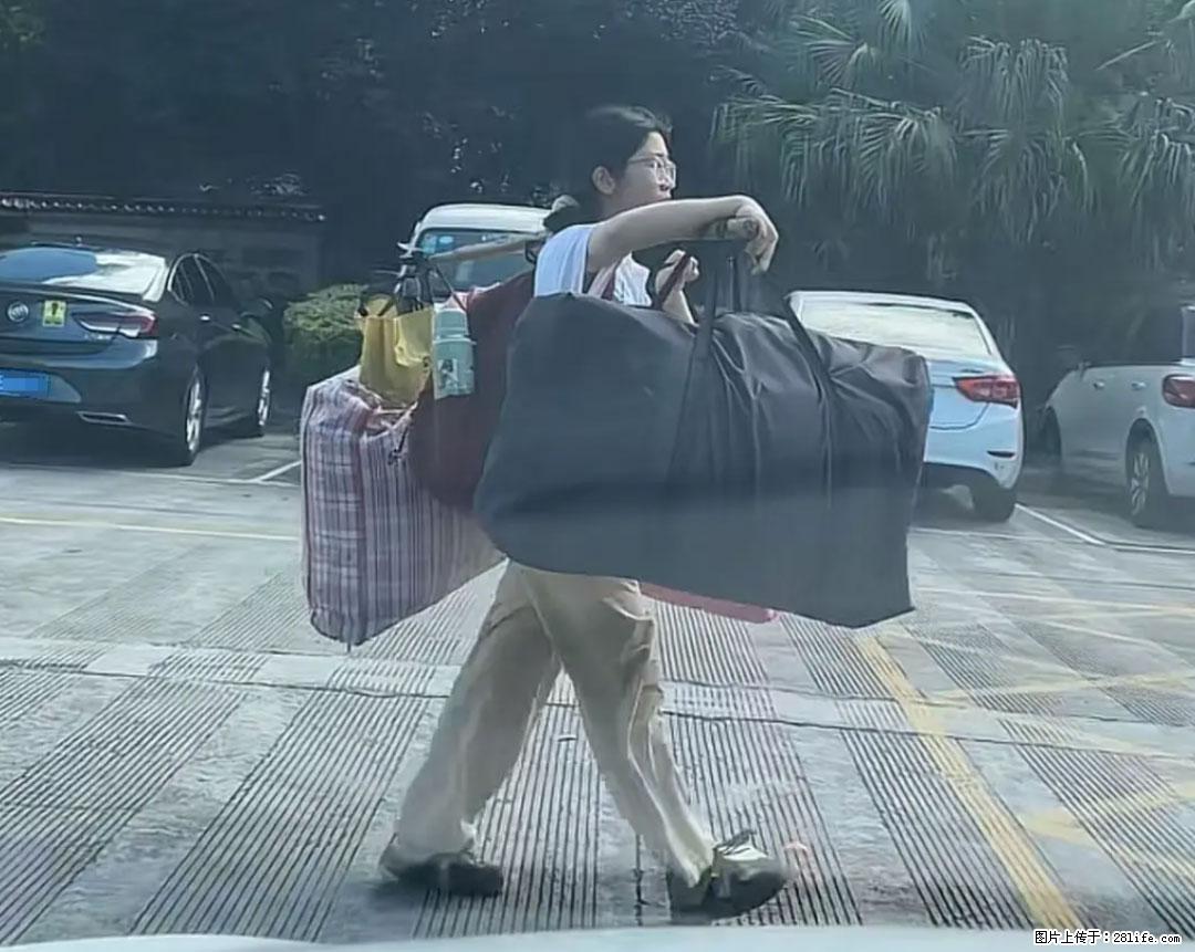 全网追的“扁担女孩”，找了一份暑假工，时薪12元 - 大同生活资讯 - 大同28生活网 dt.28life.net